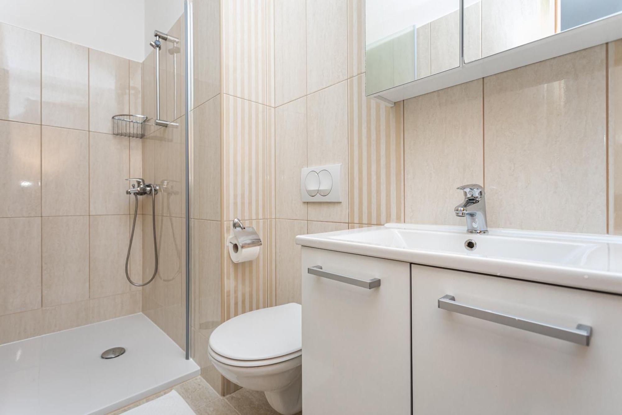 B&B Villa Ana Кърк Екстериор снимка