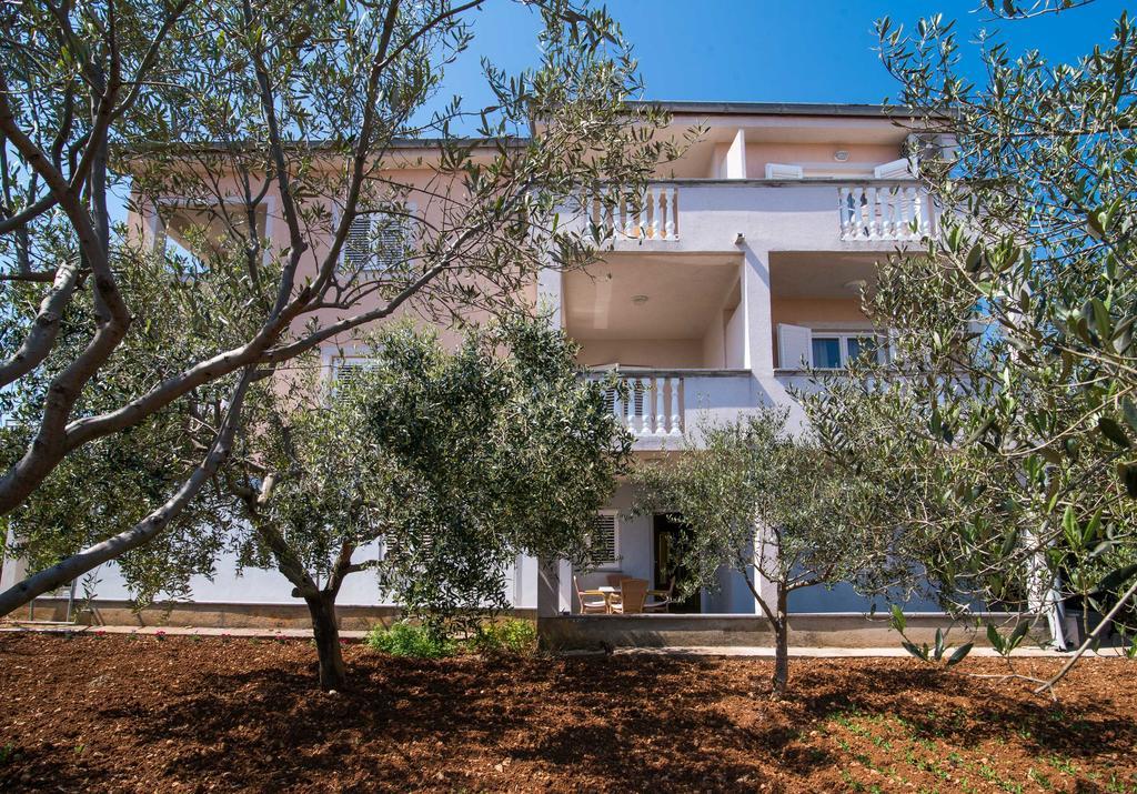 B&B Villa Ana Кърк Екстериор снимка